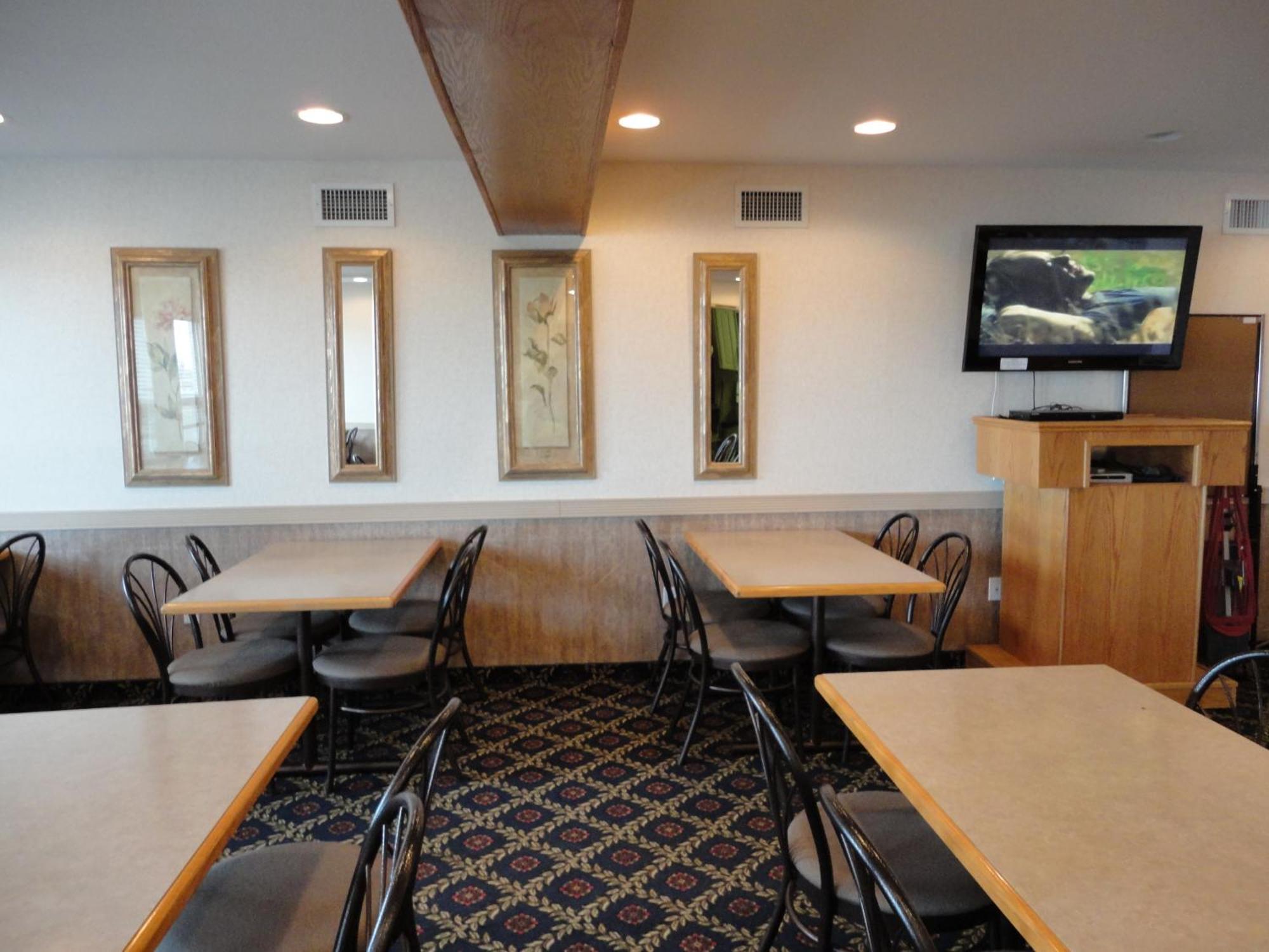Perfect Inns & Suites Weyburn Ngoại thất bức ảnh
