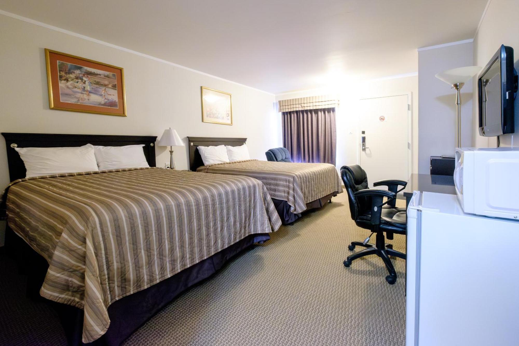 Perfect Inns & Suites Weyburn Ngoại thất bức ảnh